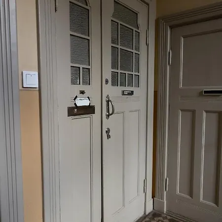 아파트 2ndhomes Central 1br With Great Location By Kaisaniemi Park 헬싱키